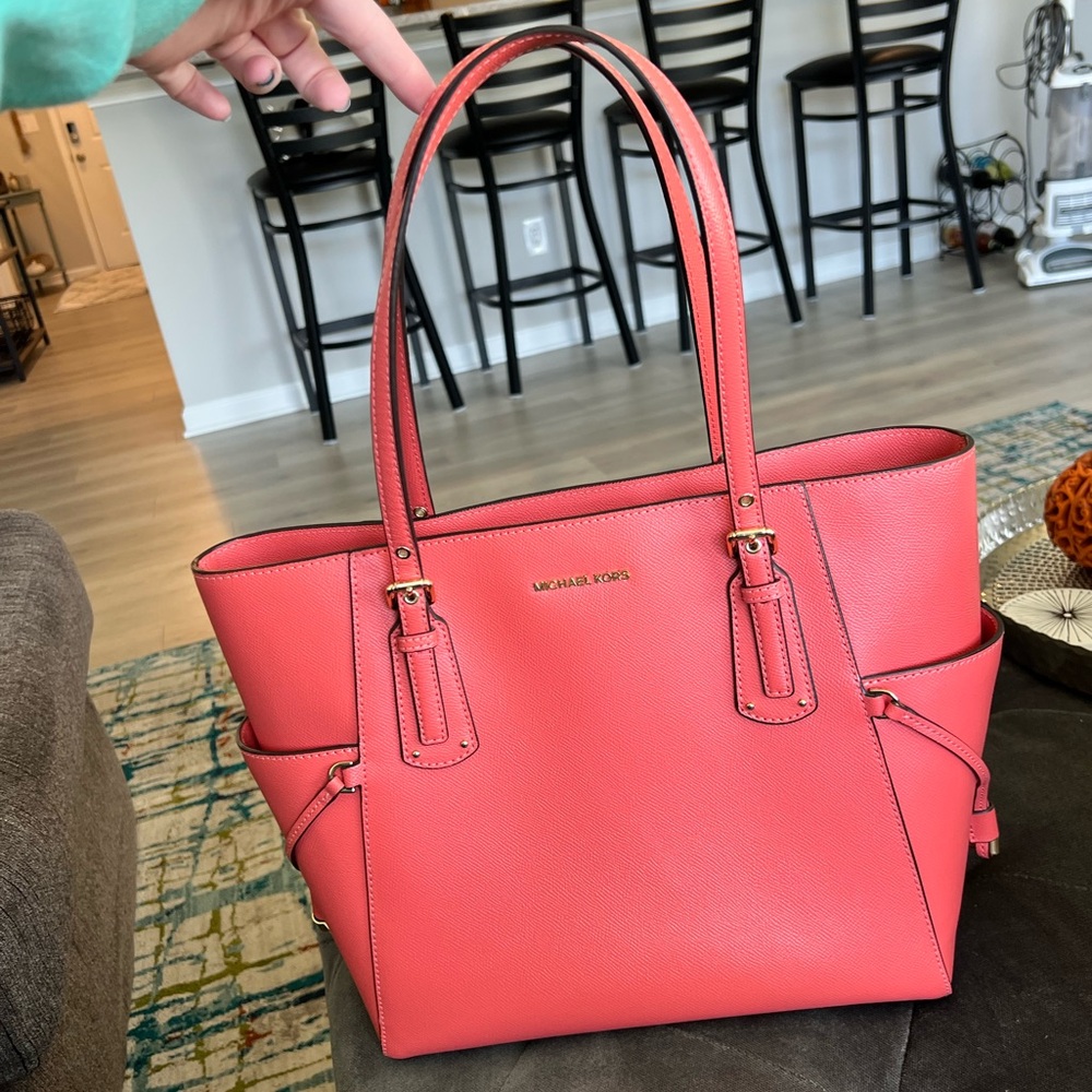 Michael Kors Voyager East/West Tote - Pink Grapefruit